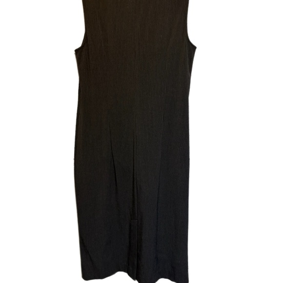 Chic Dark Gray Pinstriped Sleeveless Midi Dress - Picture 3 of 5